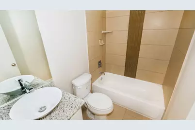 1301 Diez Street #D, Houston, TX 77023 - Photo 9