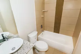 1301 Diez St, Houston, TX 77023 - Photo 9
