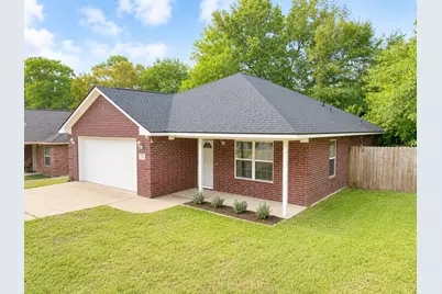 322 Green Leaf Street, Huntsville, TX 77340 - Photo 3