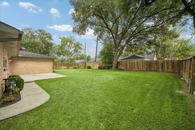 12427 Brandywyne Drive, Houston, TX 77077 - Photo 27