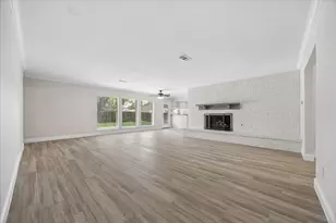 12427 Brandywyne Dr, Houston, TX 77077 - Photo 11