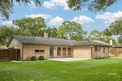 12427 Brandywyne Drive, Houston, TX 77077 - Photo 29