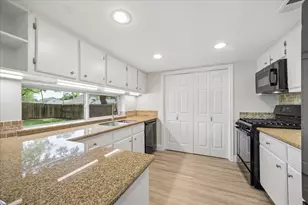 12427 Brandywyne Dr, Houston, TX 77077 - Photo 13