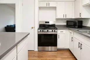 4040 San Felipe St, Houston, TX 77027 - Photo 7