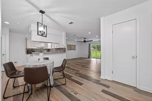 10720 Royal Forest Dr, Conroe, TX 77303 - Photo 13