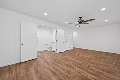 10720 Royal Forest Drive, Conroe, TX 77303 - Photo 21