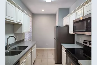 2255 Braeswood Park Drive #272, Houston, TX 77030 - Photo 5