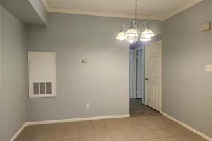 2255 Braeswood Park Dr, Houston, TX 77030 - Photo 9
