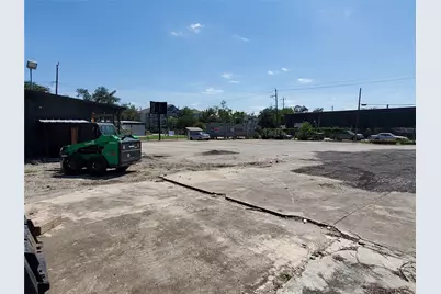 4615 Sherman Street, Houston, TX 77011 - Photo 3