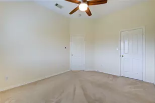 7611 S Linpar Ct, Houston, TX 77040 - Photo 33