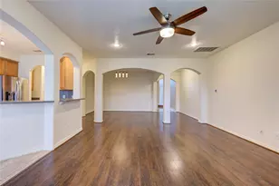 7611 S Linpar Ct, Houston, TX 77040 - Photo 13