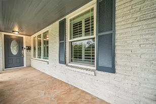 8702 Ilona Ln, Houston, TX 77025 - Photo 7
