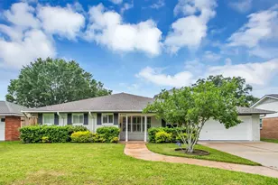 8702 Ilona Ln, Houston, TX 77025 - Photo 5