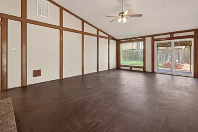 10002 Misty Trail, Houston, TX 77088 - Photo 11