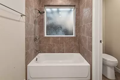 10002 Misty Trail, Houston, TX 77088 - Photo 35