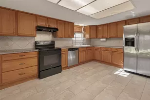 10002 Misty Trail, Houston, TX 77088 - Photo 17