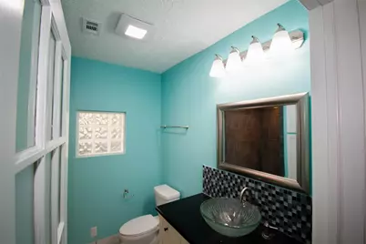 518 S Masonic Street, Bellville, TX 77418 - Photo 9