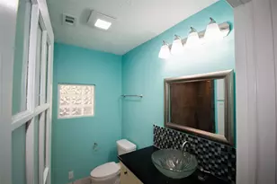 518 S Masonic St, Bellville, TX 77418 - Photo 9