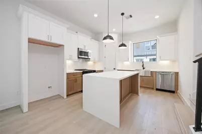 7803 Amelia Road #B, Houston, TX 77055 - Photo 9