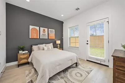 7803 Amelia Road #B, Houston, TX 77055 - Photo 23