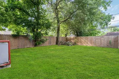 5754 Reed Road #B, Houston, TX 77033 - Photo 29