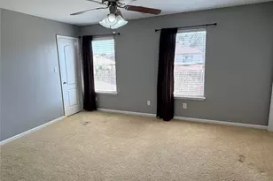 4715 Lunsford Hollow Ln, Friendswood, TX 77546 - Photo 13