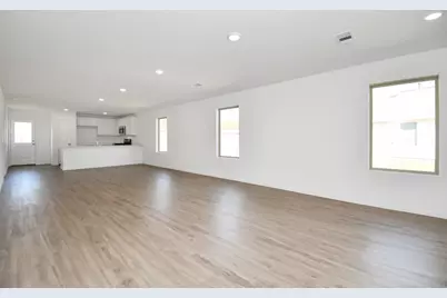 2726 Pheasant Hill Court, Conroe, TX 77306 - Photo 5