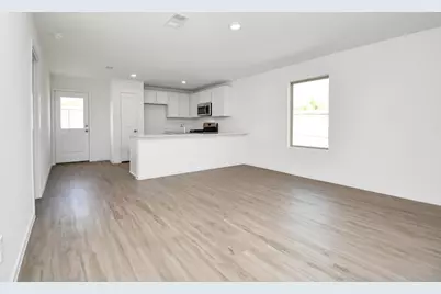 2726 Pheasant Hill Court, Conroe, TX 77306 - Photo 11