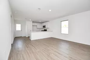 2726 Pheasant Hl Ct, Conroe, TX 77306 - Photo 11