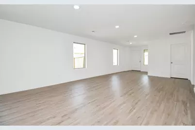 2726 Pheasant Hill Court, Conroe, TX 77306 - Photo 9