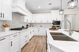 1813 Ordway St, Port Neches, TX 77651 - Photo 13