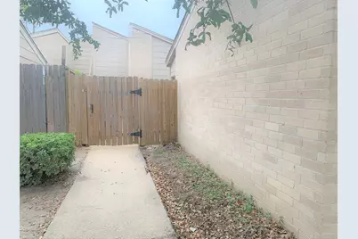 4224 Boone Road, Houston, TX 77072 - Photo 35