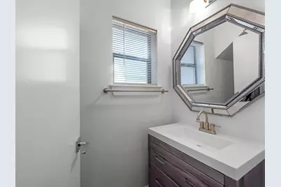 4421 Eigel Street, Houston, TX 77007 - Photo 11