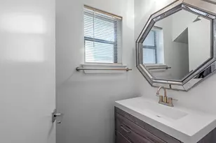 4421 Eigel St, Houston, TX 77007 - Photo 11