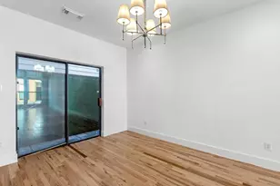 4421 Eigel St, Houston, TX 77007 - Photo 9