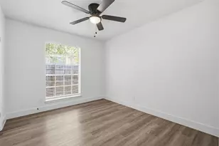 4510 Bungalow Ln, Houston, TX 77047 - Photo 13