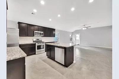 29711 Breakwater Drive, Katy, TX 77494 - Photo 5