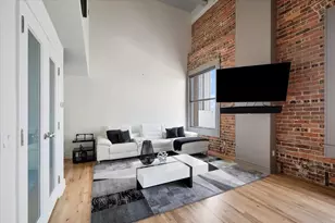 915 Franklin St, Houston, TX 77002 - Photo 5