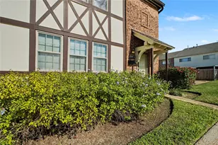 2244 Triway Ln, Houston, TX 77043 - Photo 3