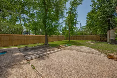 15509 Lakeview Drive, Jersey Village, TX 77040 - Photo 45