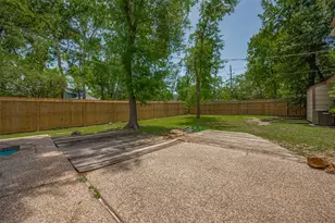 15509 Lakeview Dr, Jersey Village, TX 77040 - Photo 45