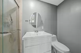 403 Brook Shore Ct, Sugar Land, TX 77478 - Photo 23