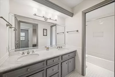 2 Chatterbird Lane, The Woodlands, TX 77380 - Photo 17