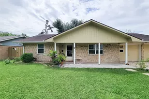 9531 Weatherwood Dr, Houston, TX 77080 - Photo 1