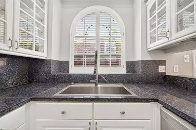 8888 Benning Drive #204, Houston, TX 77031 - Photo 17