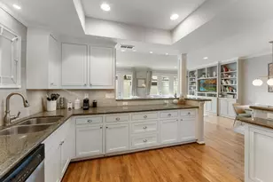 1260 Fountain View Dr, Houston, TX 77057 - Photo 25