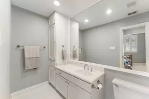 1260 Fountain View Dr, Houston, TX 77057 - Photo 37