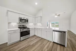 1220 High St, Navasota, TX 77868 - Photo 7