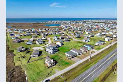 23166 Verano Drive, Galveston, TX 77554 - Photo 9