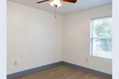2402 Raymond Street, Pasadena, TX 77506 - Photo 13